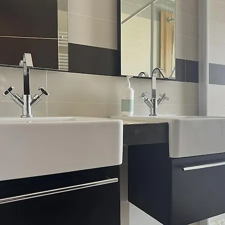 Belle Maison Avec Jacuzzi Perpinhã