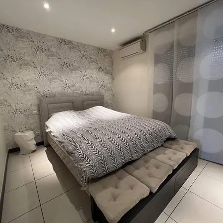Belle Maison Avec Jacuzzi Villa